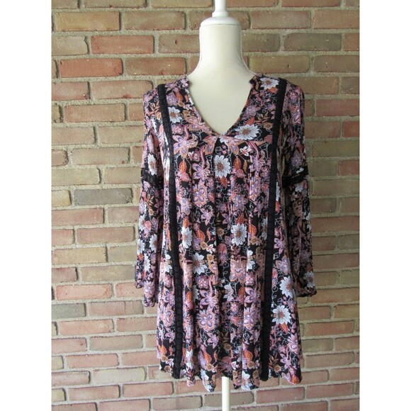 Altar'd State Floral Black Pink Babydoll Boho Mini Dress Bell Sleeve Size XS - Picture 12 of 15